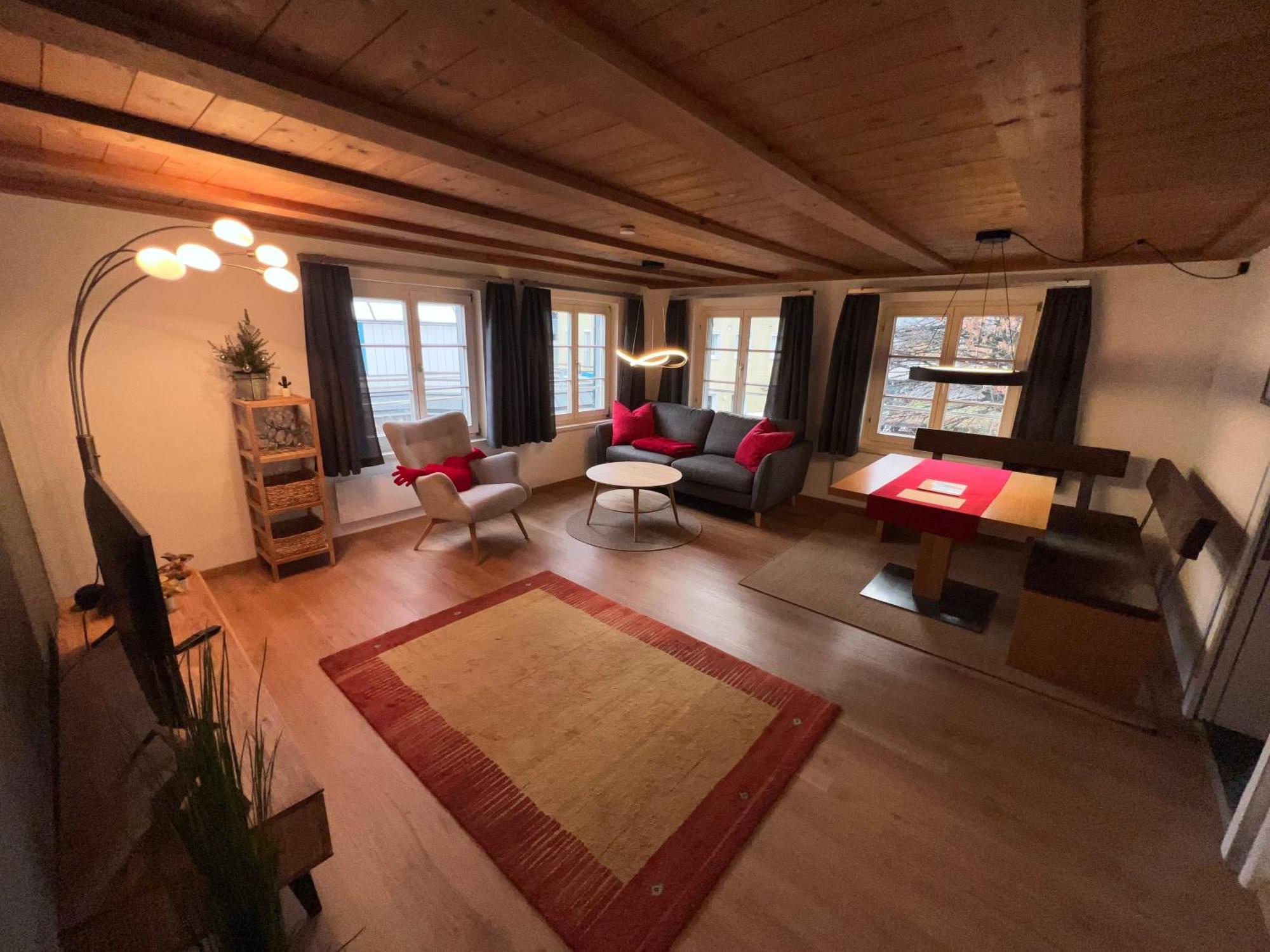 Crimson Cottage Apartments Дорнбірн Екстер'єр фото